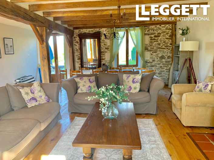 Image No.4-12 Bed House for sale