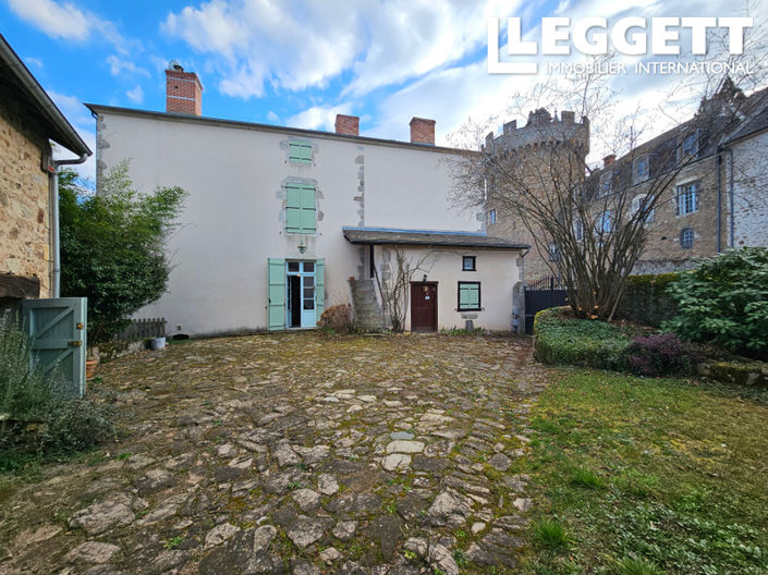 Image No.1-4 Bed House for sale