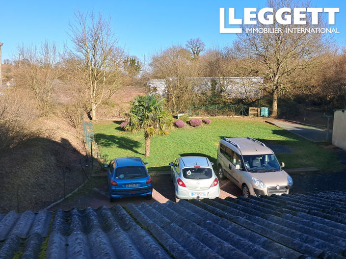 Image No.5-3 Bed Commercial for sale