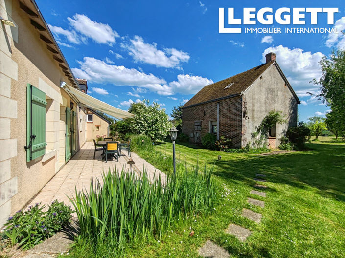 Image No.2-Maison de 6 chambres à vendre à Saint-Laurent-en-Gâtines
