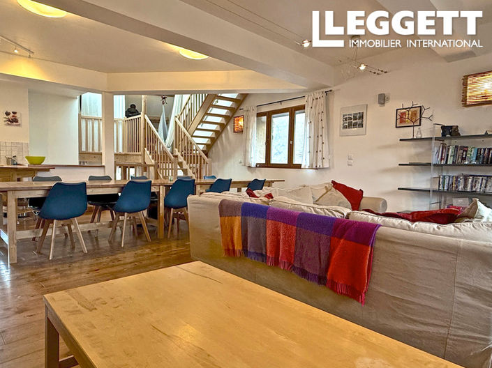 Image No.8-4 Bed House for sale