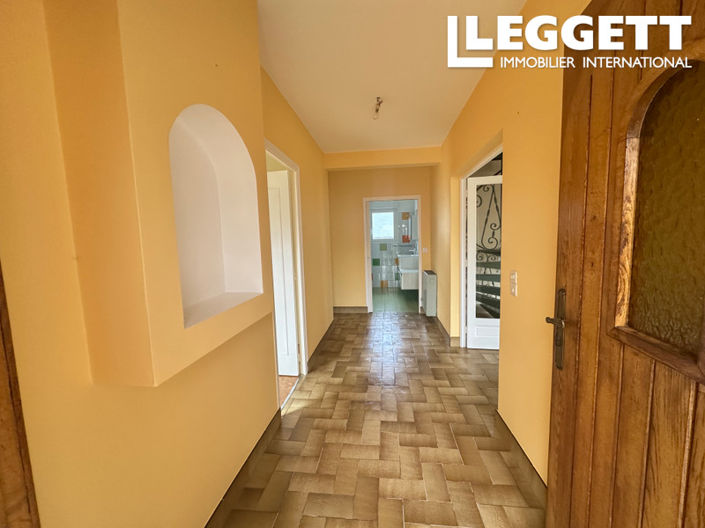 Image No.3-3 Bed House for sale