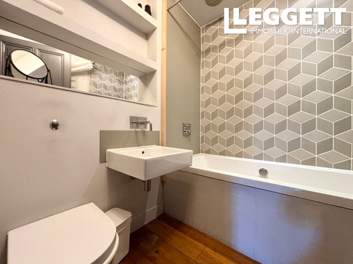 Image No.10-2 Bed Apartment for sale