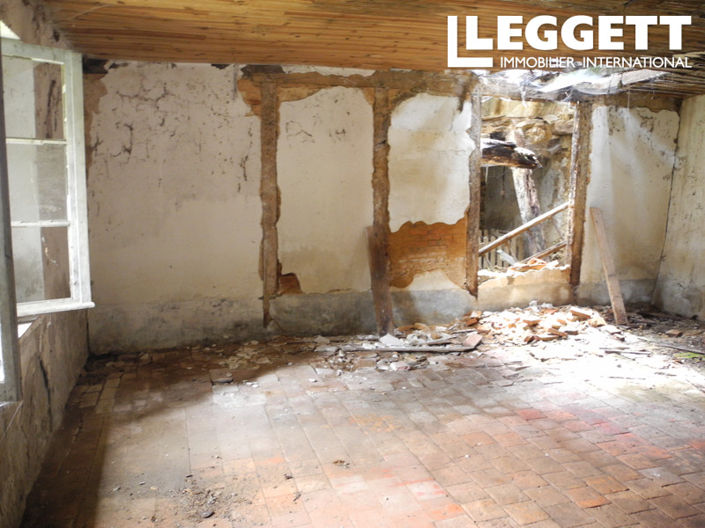 Image No.4-2 Bed House for sale