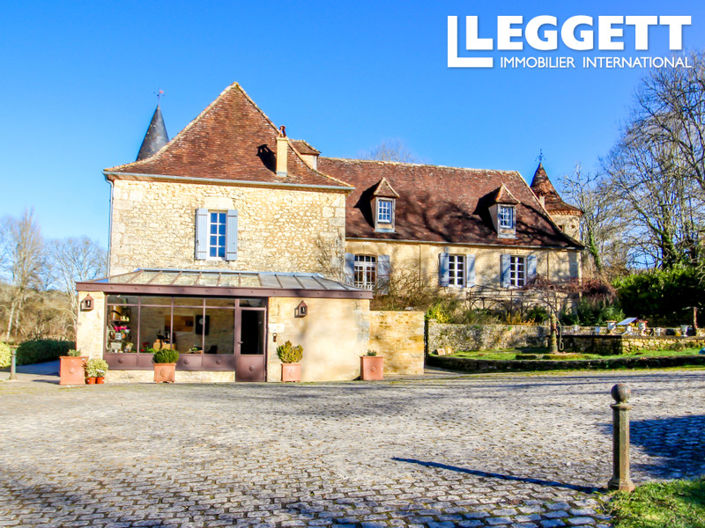 Image No.2-7 Bed Chateaux for sale