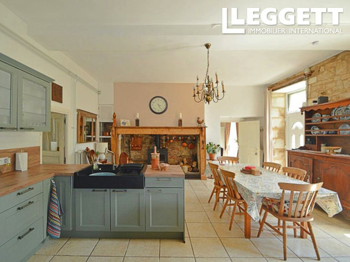 Image No.3-Maison de 7 chambres à vendre à Saint-Médard-d'Excideuil