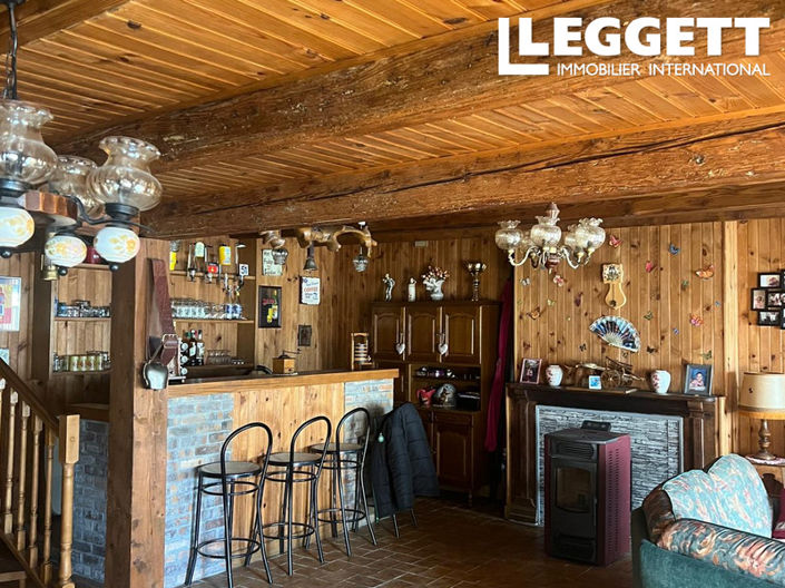 Image No.10-3 Bed House for sale