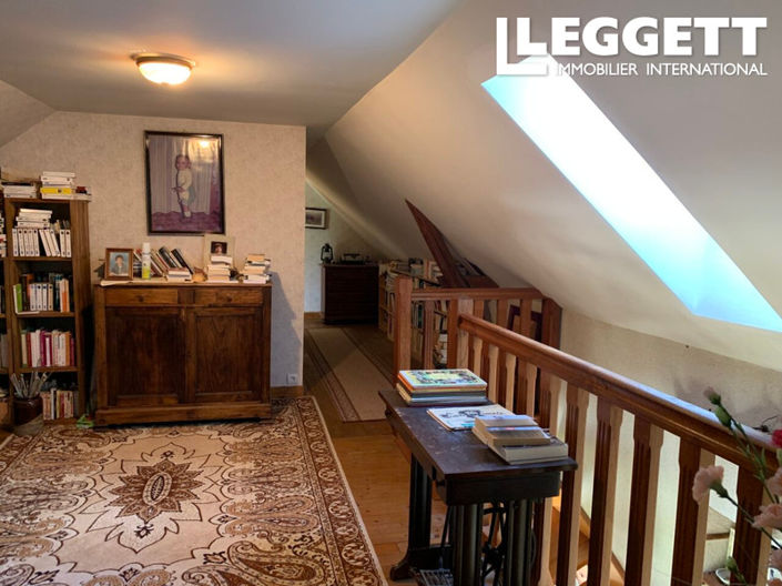 Image No.5-5 Bed House for sale