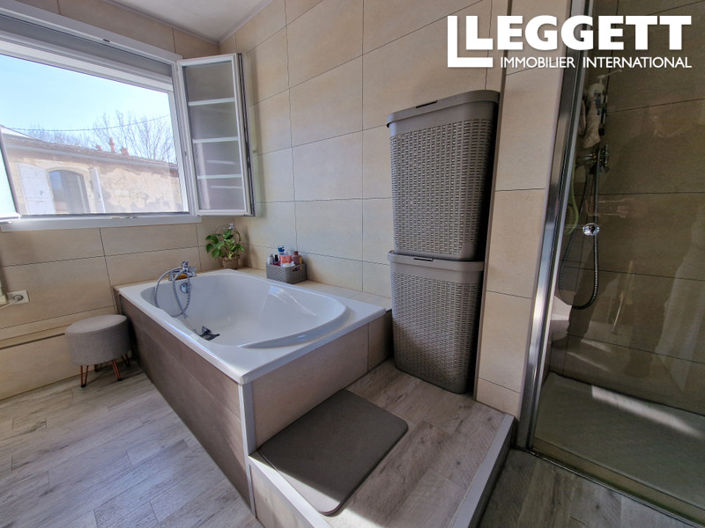 Image No.9-3 Bed House for sale