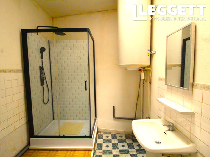 Image No.7-2 Bed House for sale