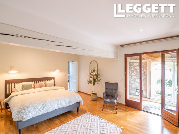 Image No.3-Maison de 5 chambres à vendre à Bize-Minervois