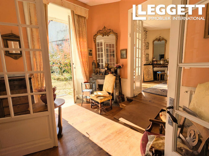 Image No.3-5 Bed House for sale