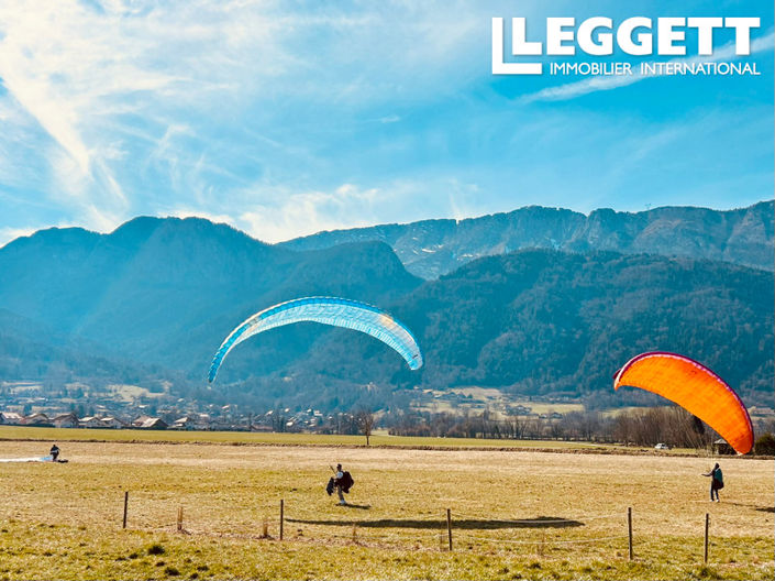 Image No.10-3 Bed Apartment for sale