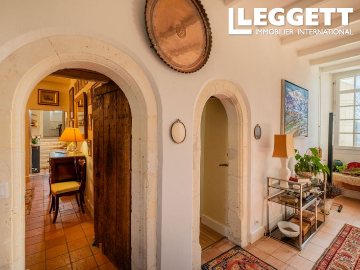 Image No.9-4 Bed House for sale