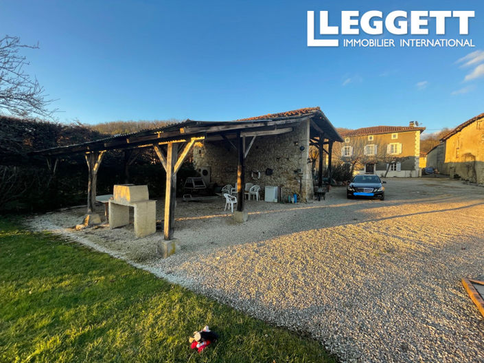 Image No.2-4 Bed House for sale