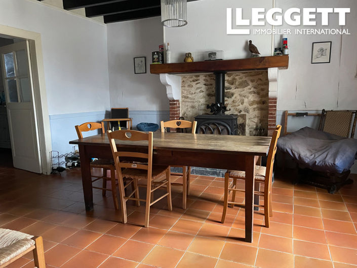 Image No.7-4 Bed House for sale