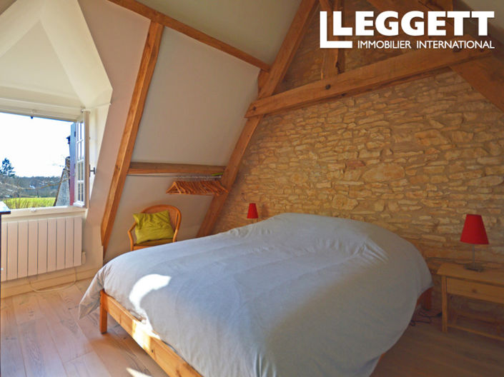 Image No.10-5 Bed House for sale