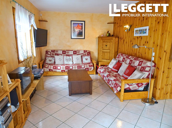 Image No.5-6 Bed House for sale