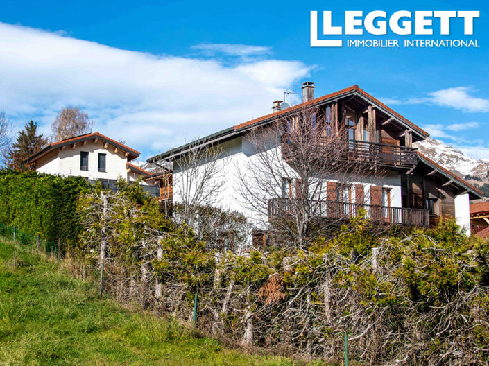 Image No.6-6 Bed House for sale