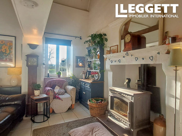 Image No.7-4 Bed House for sale