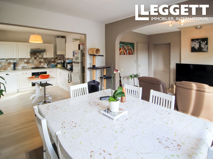 Image No.3-2 Bed House for sale