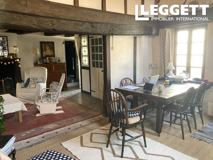 Image No.4-2 Bed House for sale