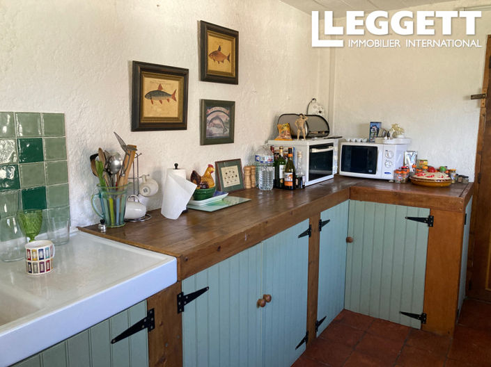 Image No.6-2 Bed House for sale