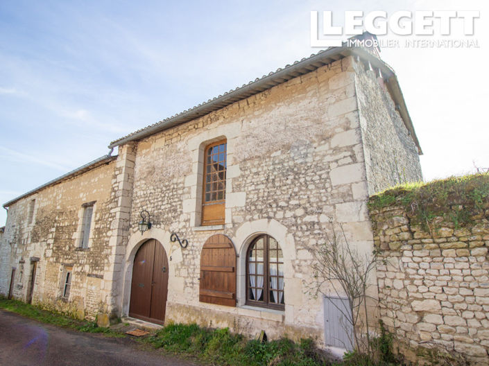 Image No.1-Maison de 1 chambre à vendre à Faye-la-Vineuse