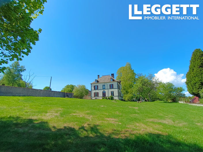 Image No.1-Châteaux de 8 chambres à vendre à Giat