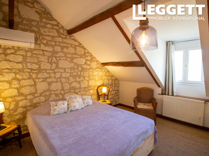 Image No.4-6 Bed House for sale