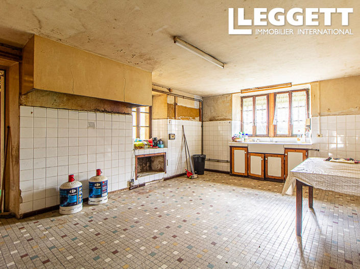 Image No.6-Maison de 6 chambres à vendre à Montcléra