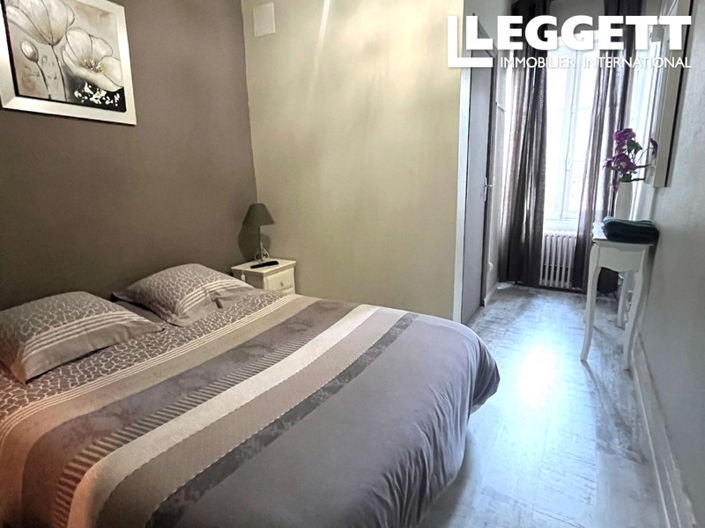 Image No.7-5 Bed House for sale