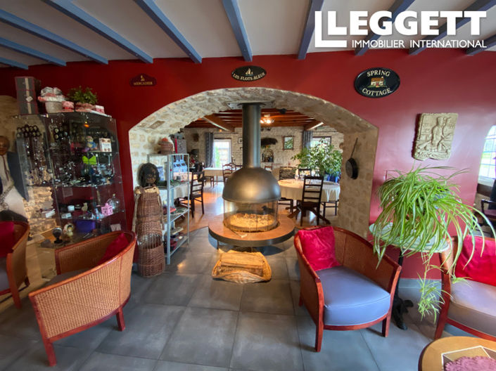 Image No.1-5 Bed Commercial for sale