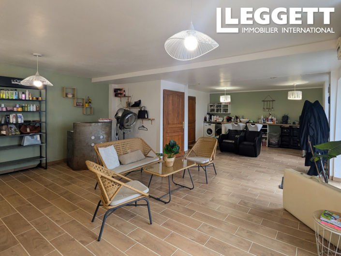 Image No.4-Maison de 2 chambres à vendre à Jumilhac-le-Grand