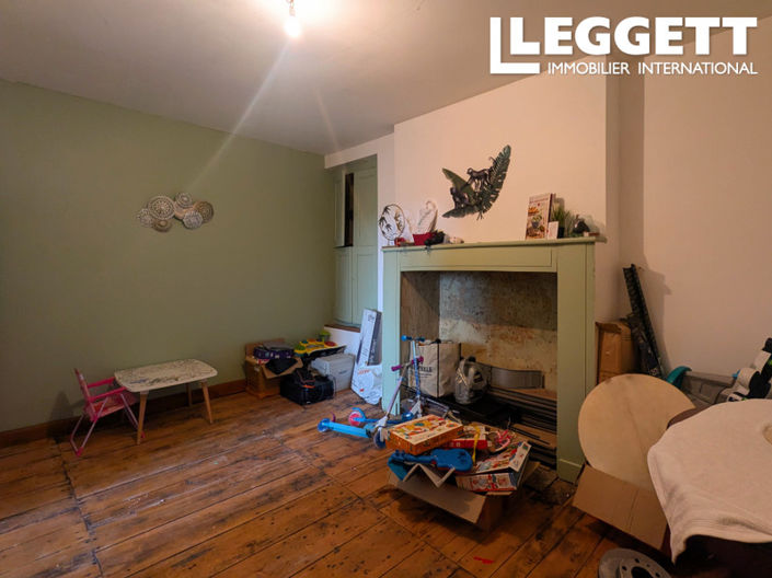 Image No.5-Maison de 2 chambres à vendre à Jumilhac-le-Grand