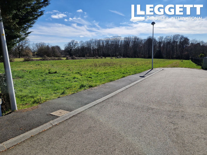 Image No.2-Terre à vendre à Limoges