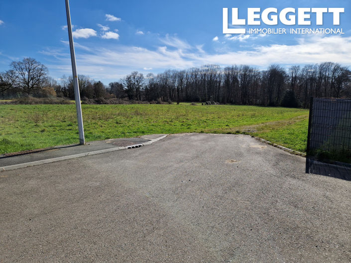 Image No.7-Terre à vendre à Limoges