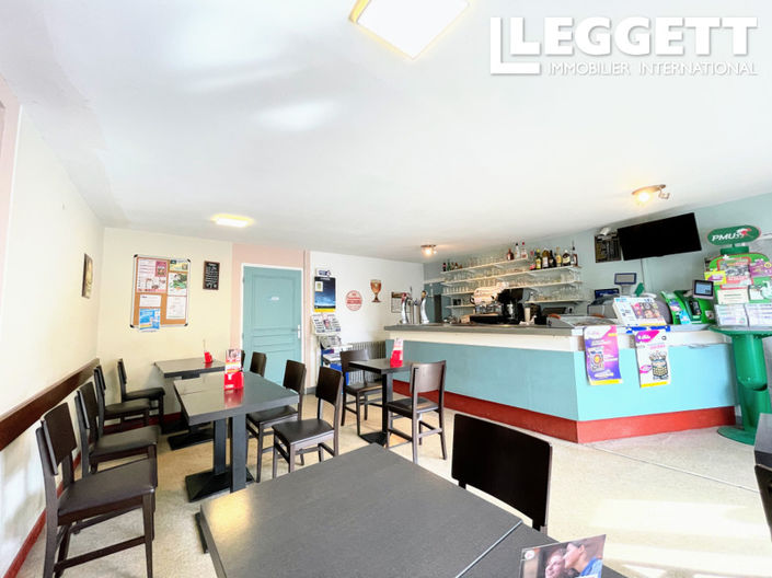 Image No.2-Commercial de 3 chambres à vendre à Châteauneuf-la-Forêt