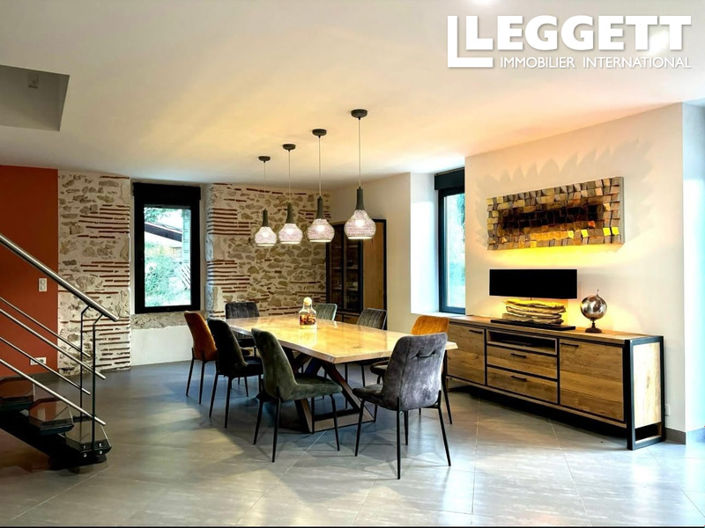 Image No.3-4 Bed House for sale