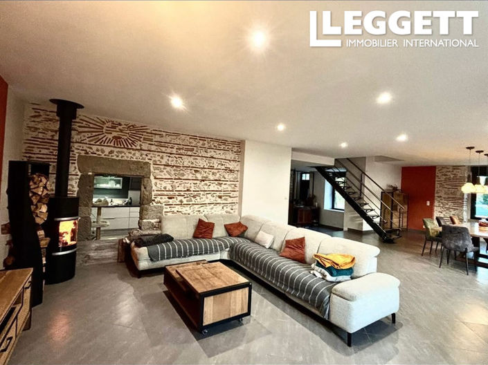 Image No.6-4 Bed House for sale