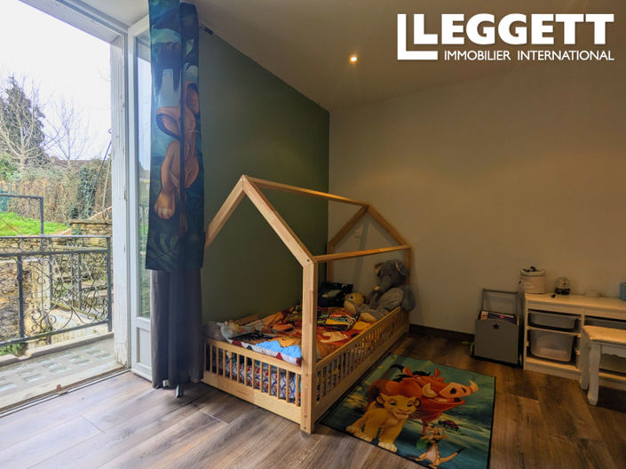 Image No.9-4 Bed House for sale