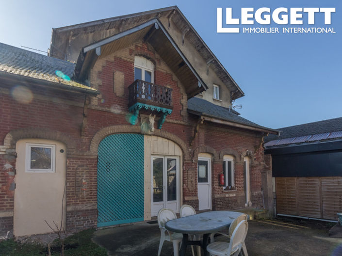 Image No.7-7 Bed House for sale