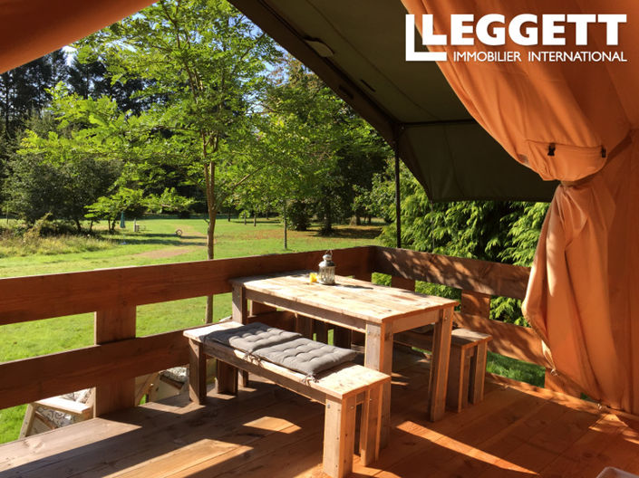 Image No.6-4 Bed Commercial for sale