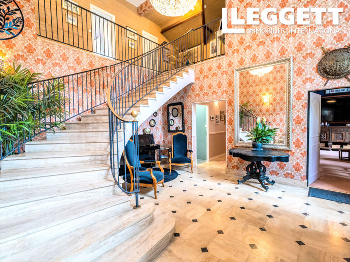 Image No.3-5 Bed House for sale