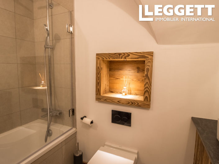 Image No.7-4 Bed House for sale