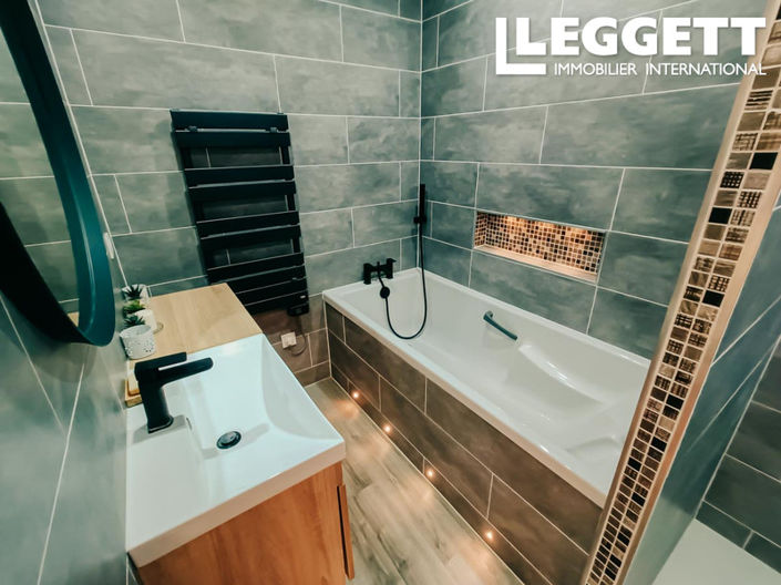 Image No.9-3 Bed House for sale