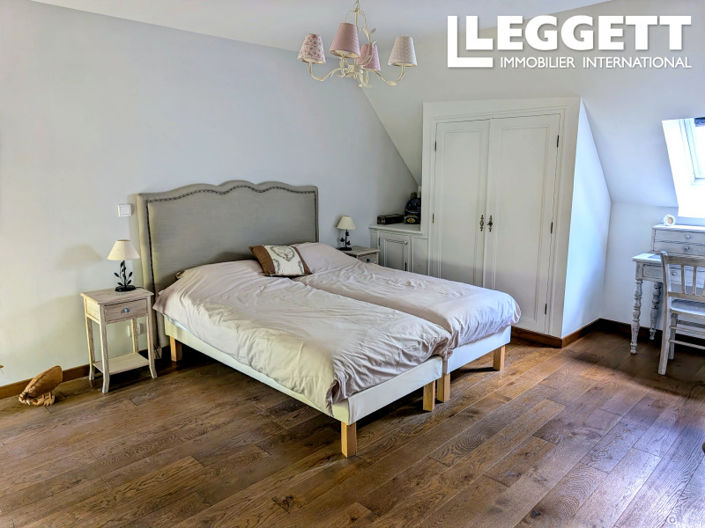 Image No.7-4 Bed House for sale