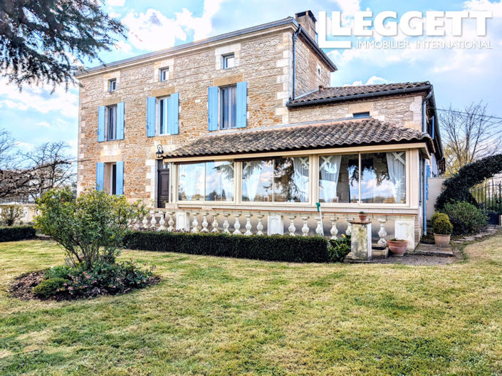 Image No.1-4 Bed House for sale