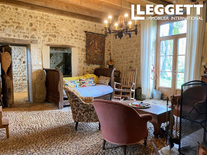 Image No.3-Maison de 5 chambres à vendre à La Tâche