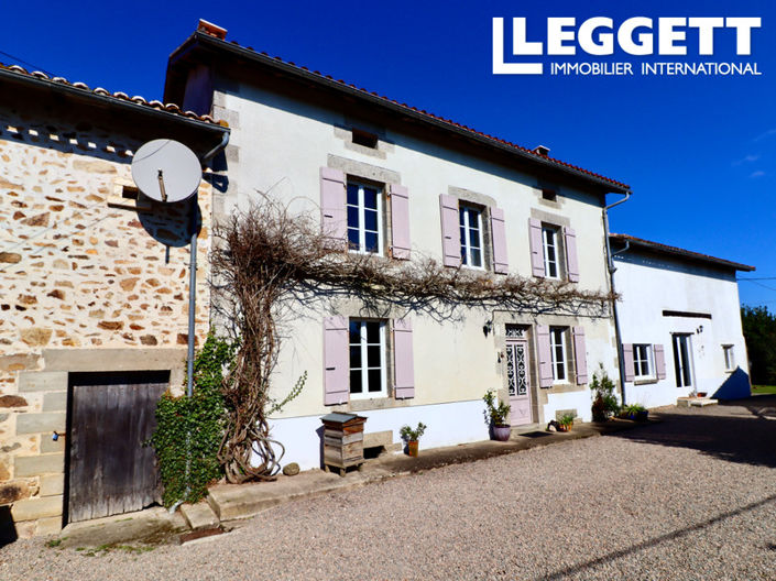 Image No.1-4 Bed House for sale